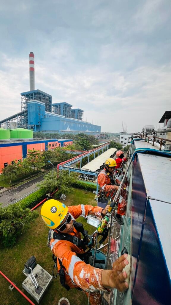 Pengecatan Silo dan Tangki Industri 1 RAGXE5482